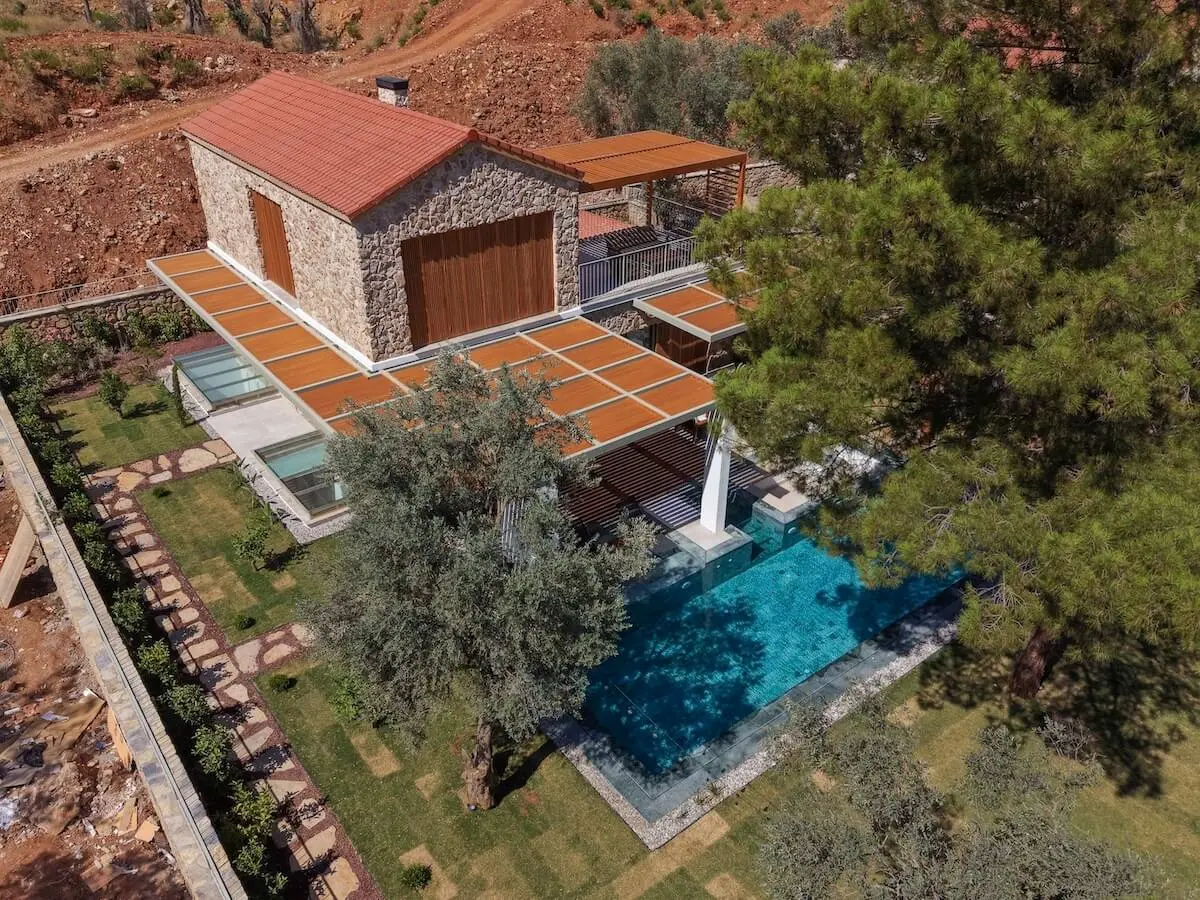 Property in Torba